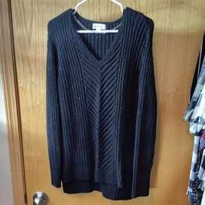 Ava & Viv Black Ribbed V-Neck Sweater